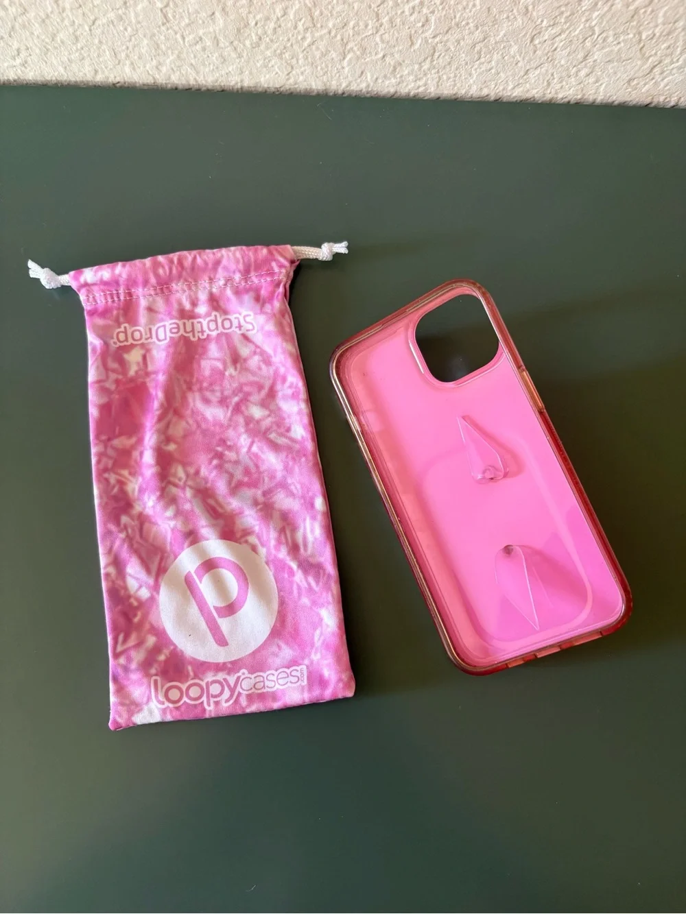 Loopy iPhone 13 case